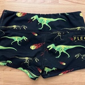 Fleo dinosaur shorts small